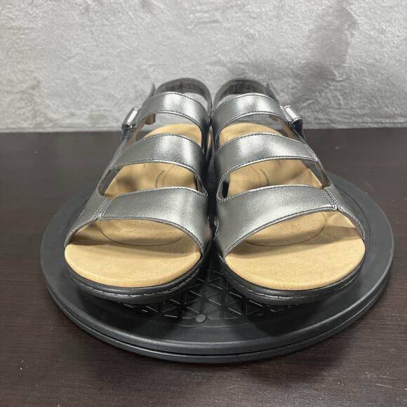 Clarks Womens Size 11 Wide Laurie Ann Metallic Silver Strap Comfort Sandals - Picture 2 of 10